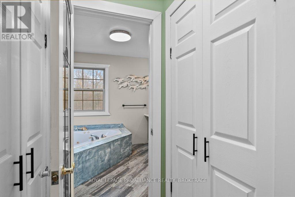 1157 Townline Road, Frontenac, Ontario K0H 2P0 - Photo 26 - X12517542