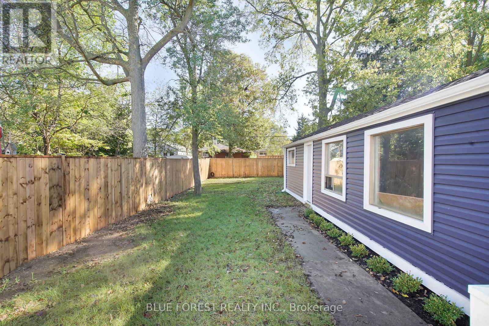 10 Josephine Street, London South, Ontario N5Z 3N6 - Photo 12 - X12509332