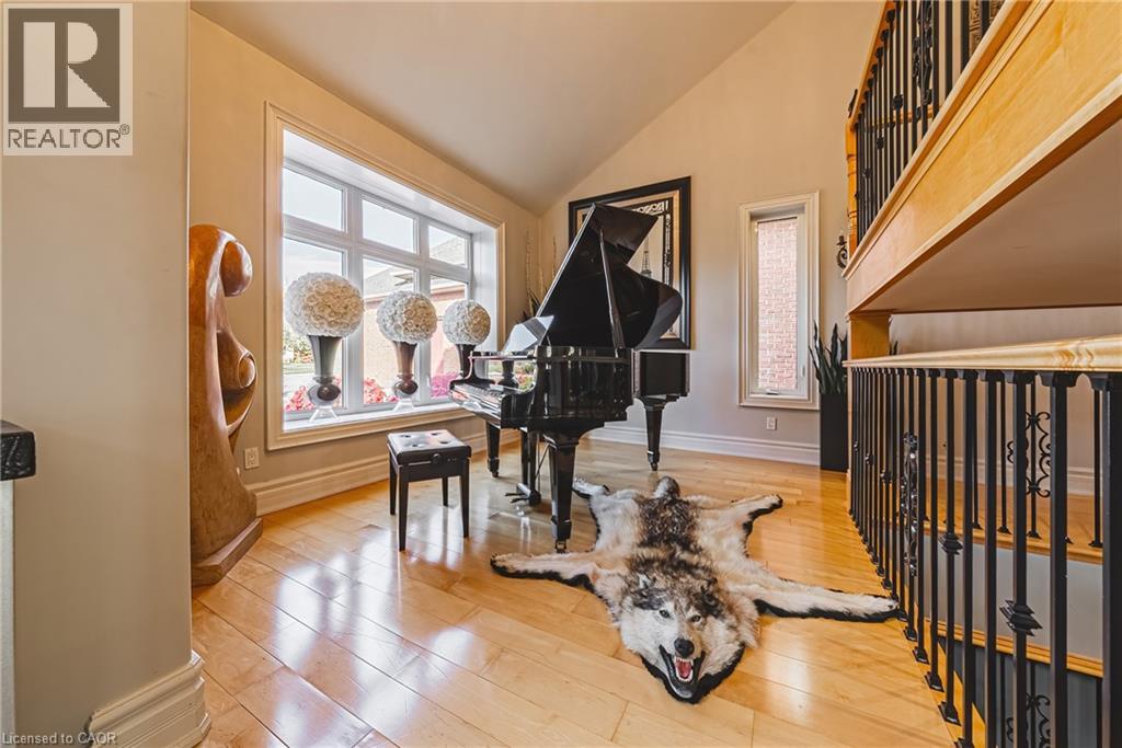 712 Highvalley Road, Ancaster, Ontario  L9R 4E9 - Photo 8 - 40786277