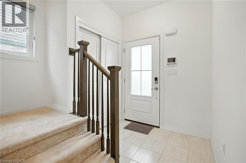 25 Saffron Way, Fonthill, Ontario  L0S 1E1 - Photo 5 - 40786268