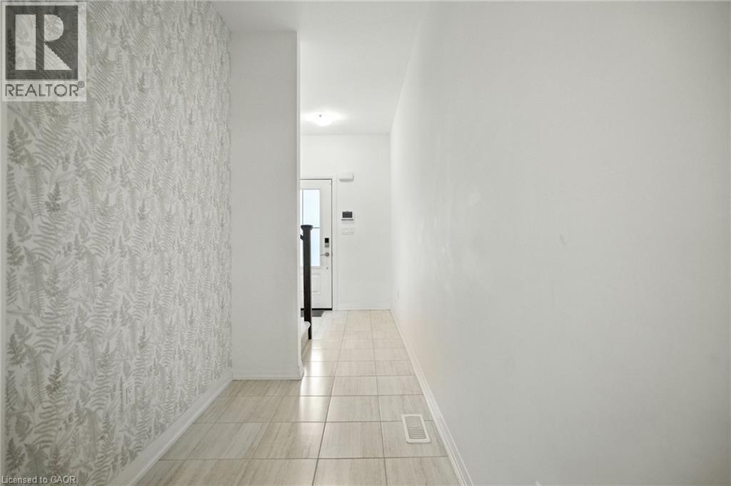 25 Saffron Way, Fonthill, Ontario  L0S 1E1 - Photo 6 - 40786268