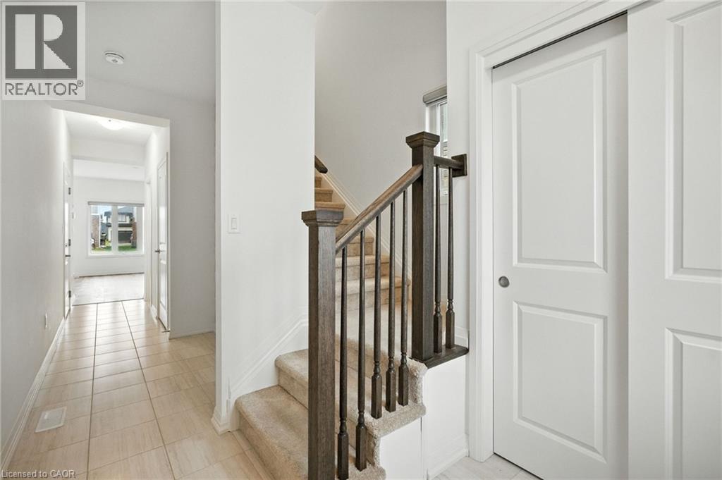 25 Saffron Way, Fonthill, Ontario  L0S 1E1 - Photo 7 - 40786268