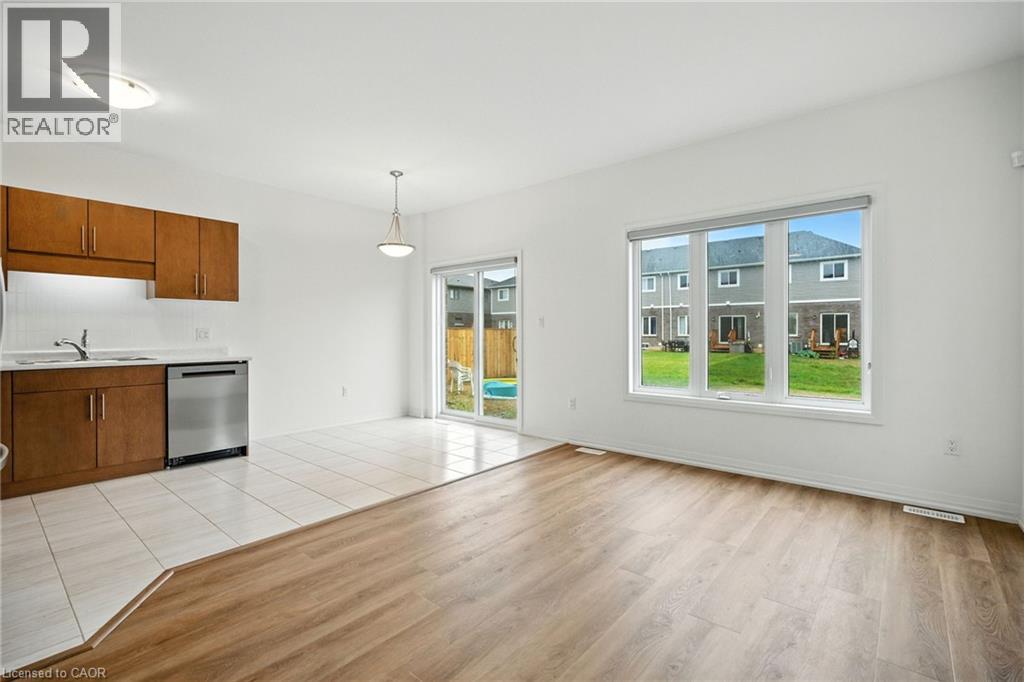 25 Saffron Way, Fonthill, Ontario  L0S 1E1 - Photo 8 - 40786268