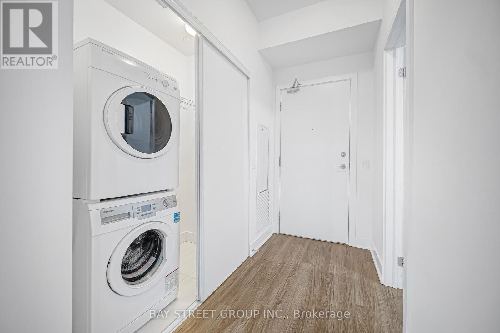 203 - 128 Fairview Mall Drive, Toronto, Ontario M2J 0E8 - Photo 10 - C12518190