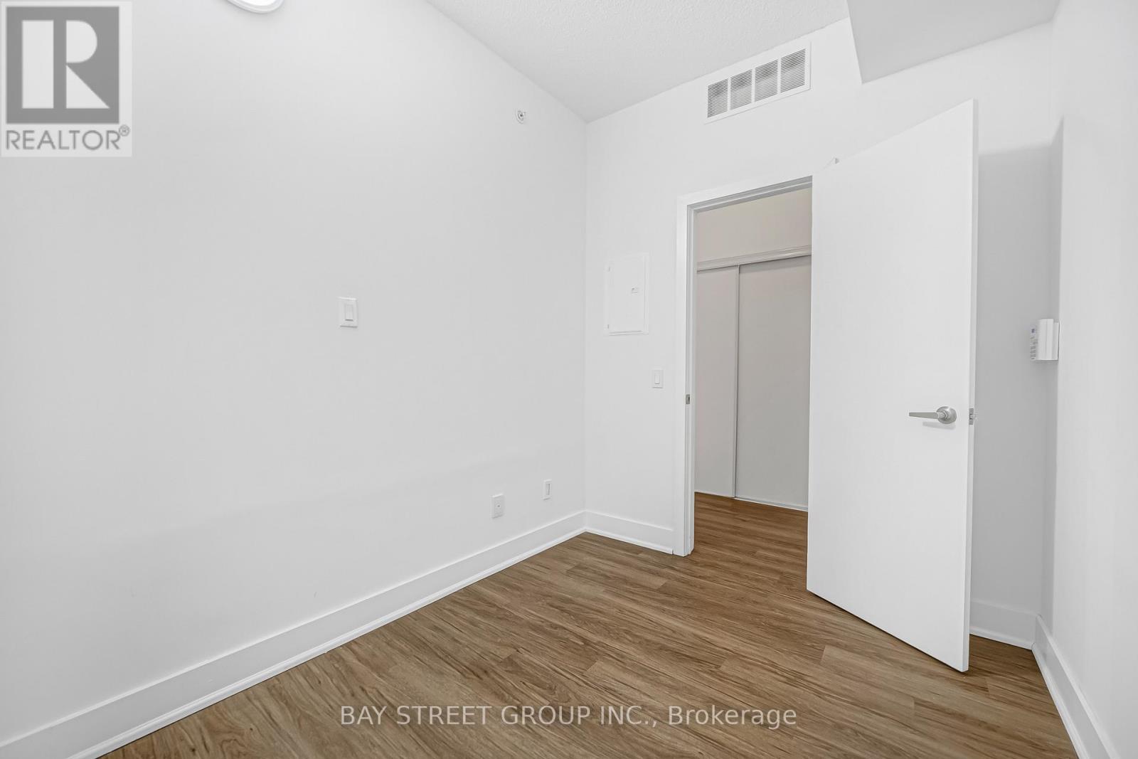 203 - 128 Fairview Mall Drive, Toronto, Ontario M2J 0E8 - Photo 25 - C12518190