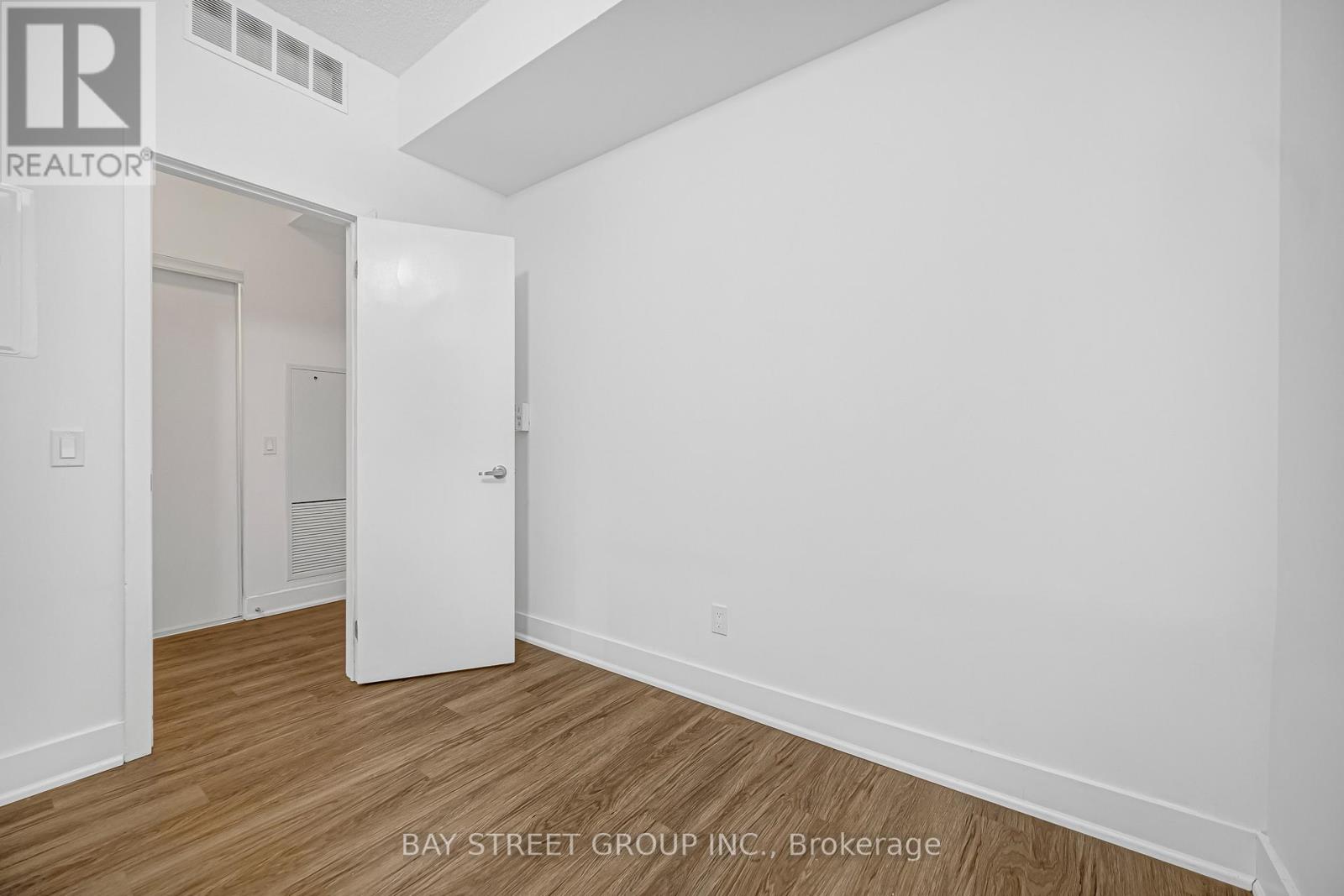 203 - 128 Fairview Mall Drive, Toronto, Ontario M2J 0E8 - Photo 26 - C12518190