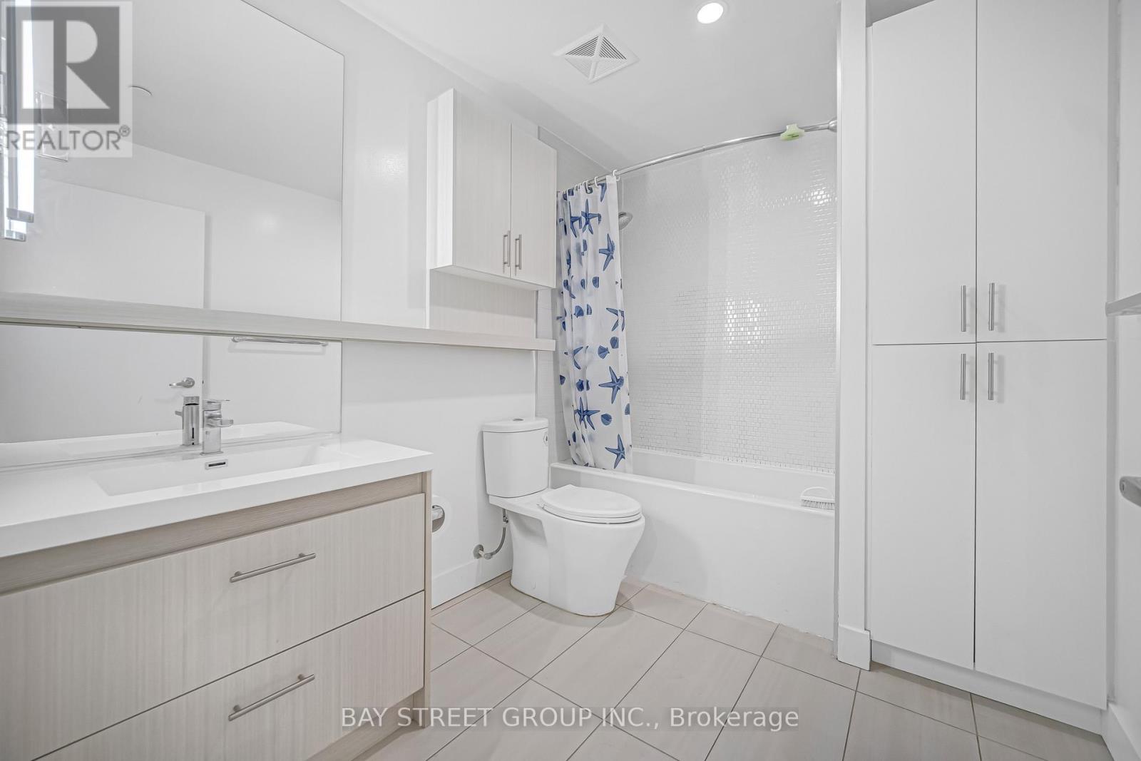 203 - 128 Fairview Mall Drive, Toronto, Ontario M2J 0E8 - Photo 28 - C12518190