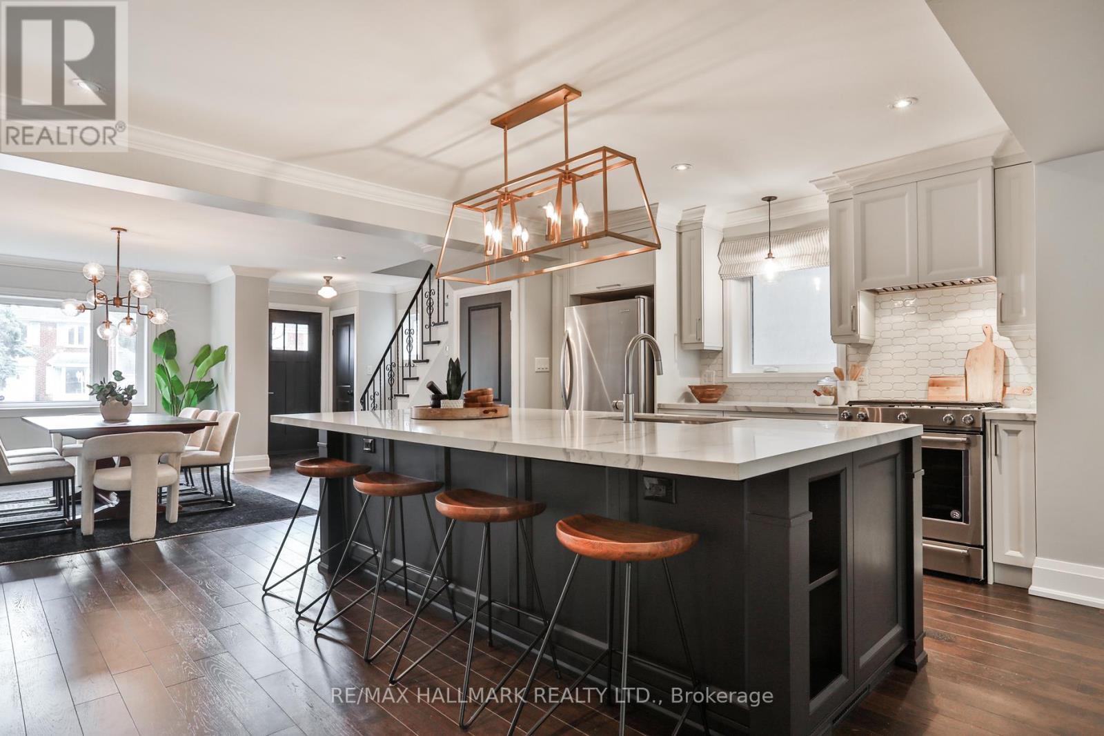 122 Wilson Avenue, Toronto, Ontario M5M 3A1 - Photo 7 - C12518218