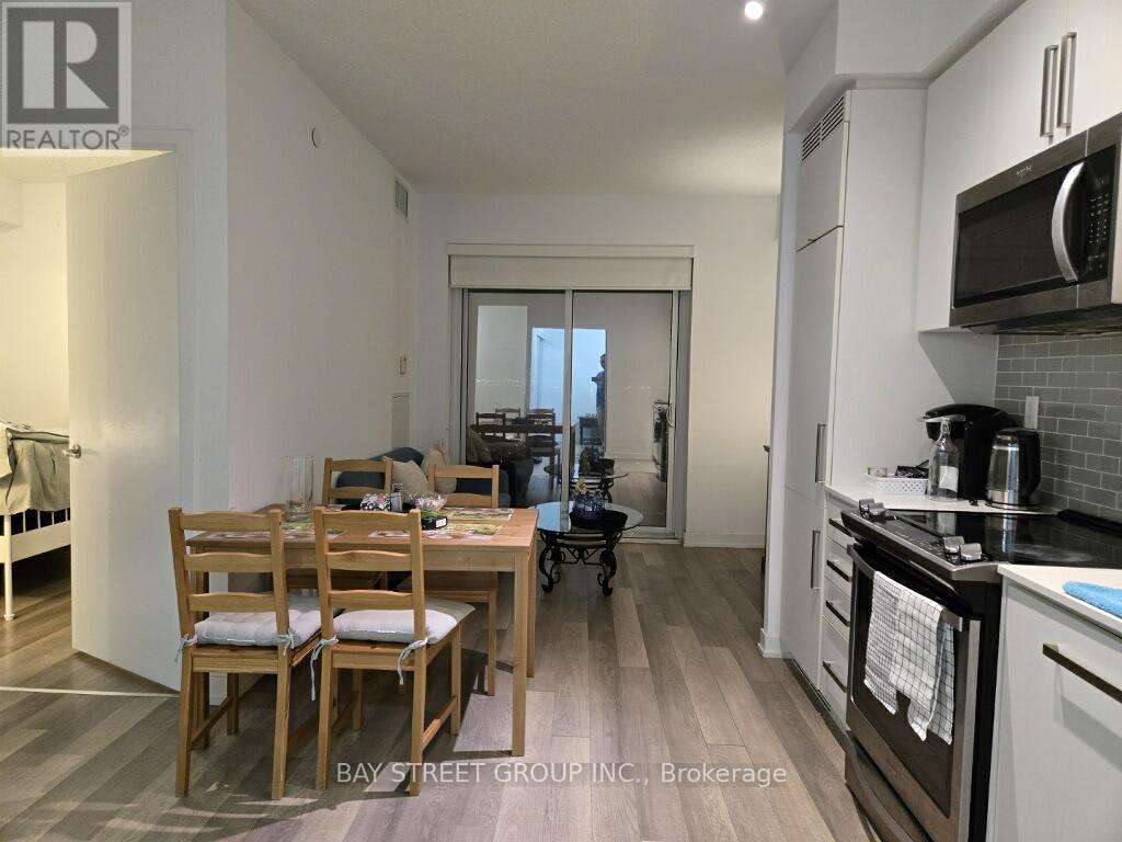 2512 - 5180 Yonge Street, Toronto, Ontario M2N 5P6 - Photo 10 - C12518242