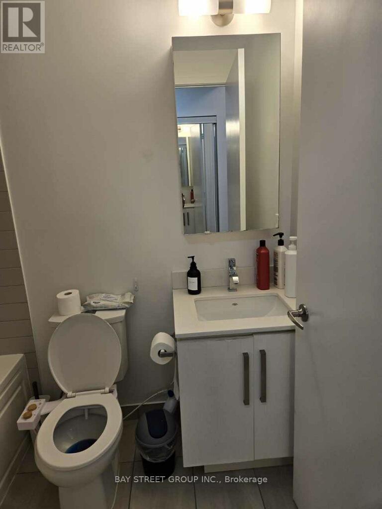 2512 - 5180 Yonge Street, Toronto, Ontario M2N 5P6 - Photo 18 - C12518242