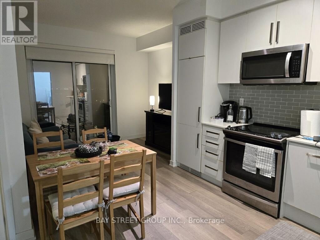 2512 - 5180 Yonge Street, Toronto, Ontario M2N 5P6 - Photo 9 - C12518242