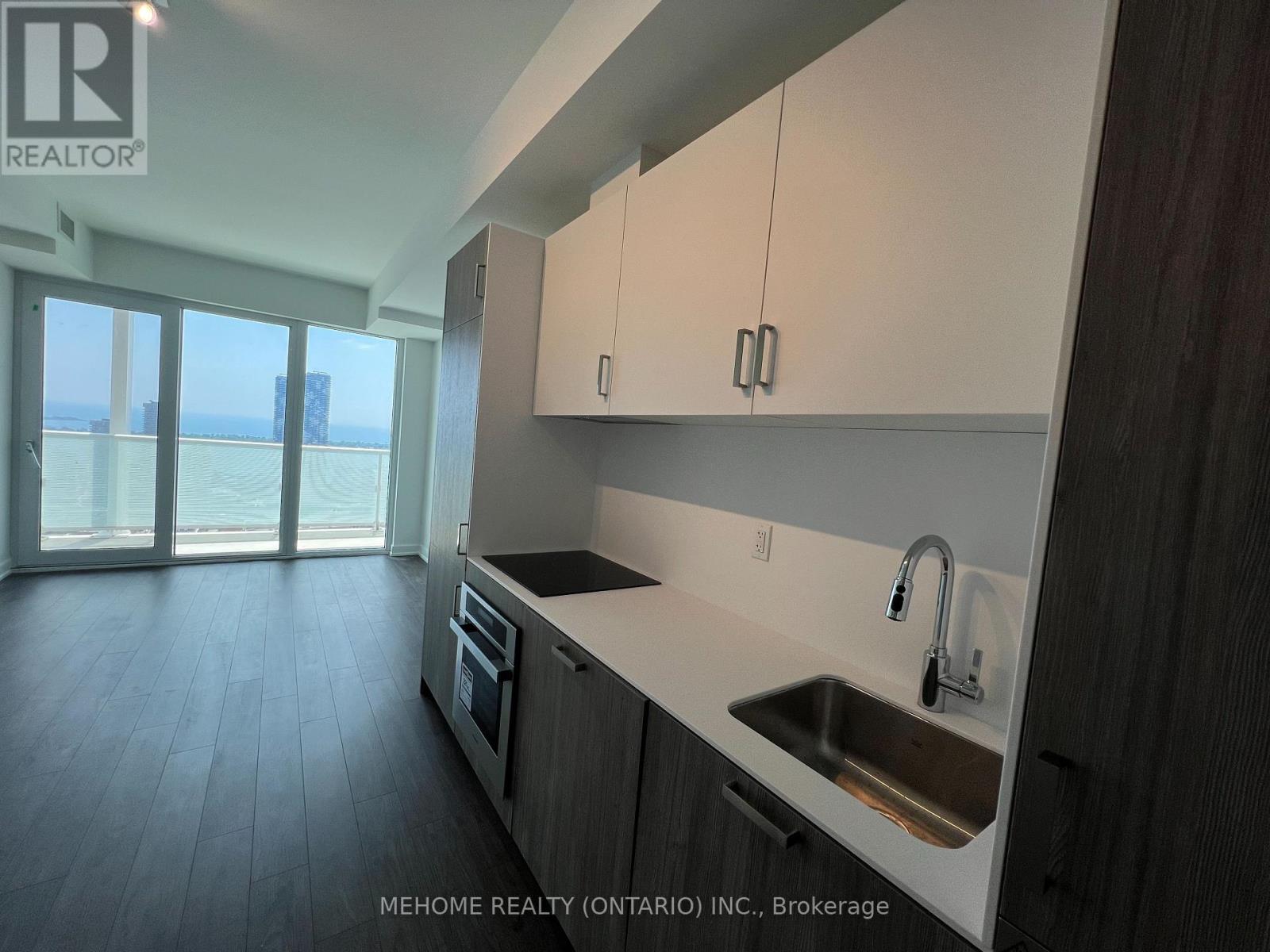 5306 - 88 Queen Street E, Toronto, Ontario  M5C 0B6 - Photo 2 - C12518248