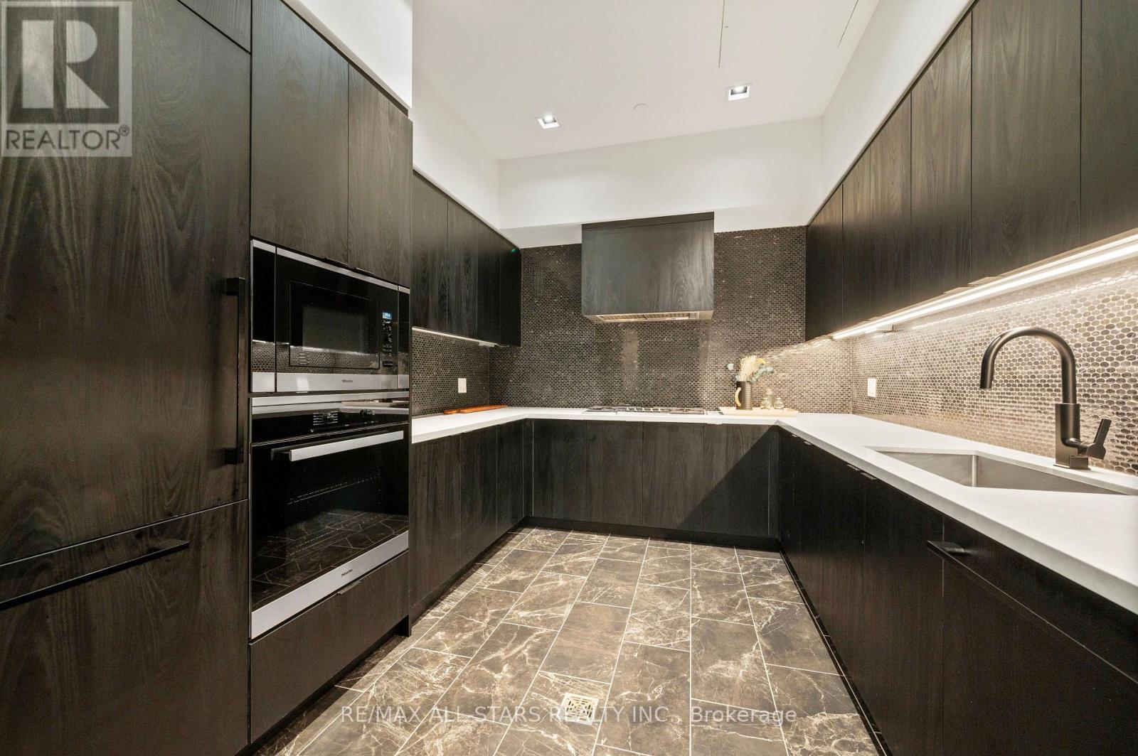 201 - 355 Bedford Park Avenue, Toronto, Ontario  M5M 0A5 - Photo 46 - C12518274