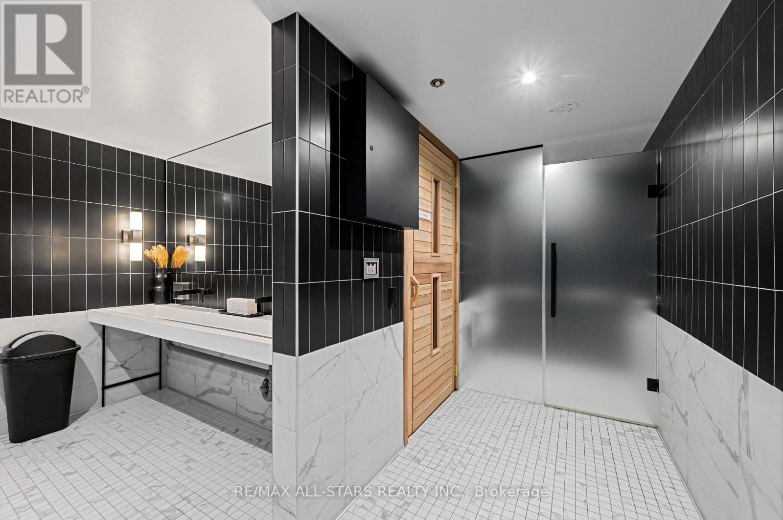 201 - 355 Bedford Park Avenue, Toronto, Ontario  M5M 0A5 - Photo 50 - C12518274