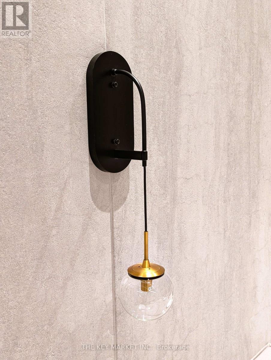 901 - 138 Downes Street, Toronto, Ontario  M5E 0E4 - Photo 5 - C12518282