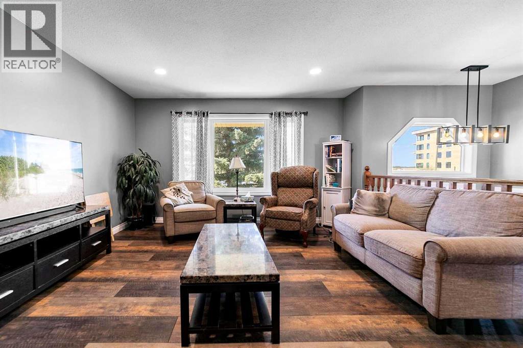 5419 53 Street, Camrose, Alberta  T4V 4N6 - Photo 7 - A2267600