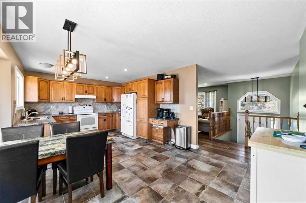 5419 53 Street, Camrose, Alberta  T4V 4N6 - Photo 13 - A2267600