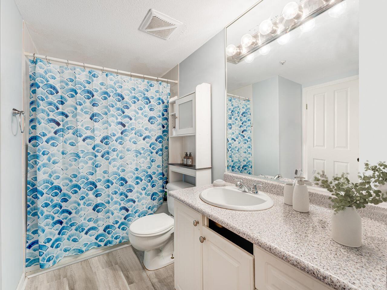 311 8139 121a Street, Surrey, British Columbia  V3W 0Z2 - Photo 16 - R3061028