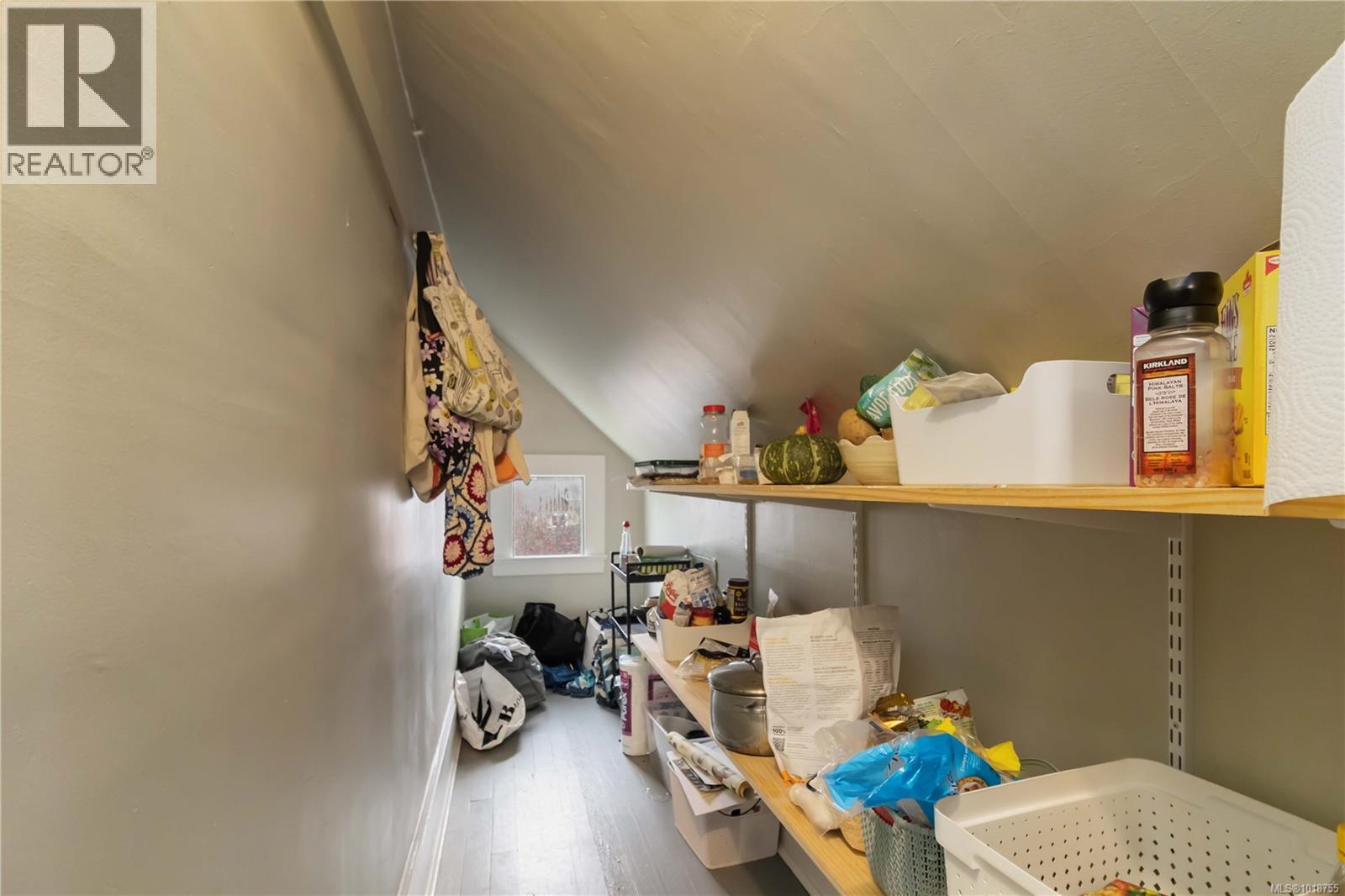 1742 Denman St, Victoria, British Columbia  V8R 1Y4 - Photo 20 - 1018755