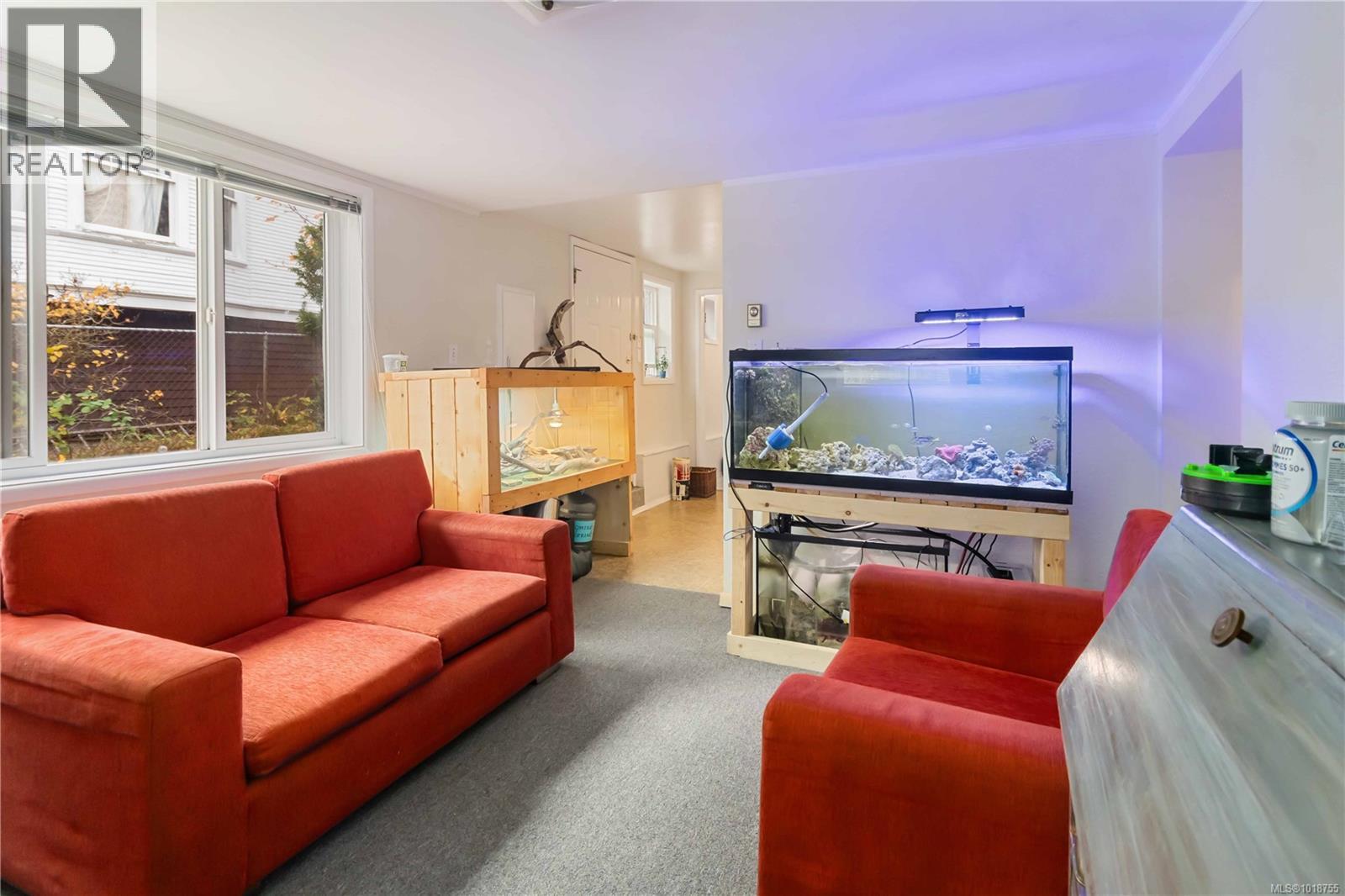 1742 Denman St, Victoria, British Columbia  V8R 1Y4 - Photo 38 - 1018755