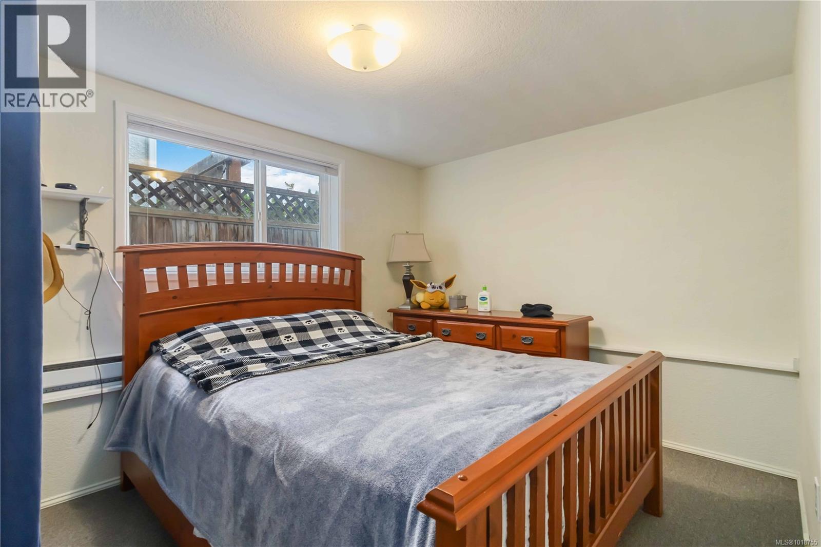 1742 Denman St, Victoria, British Columbia  V8R 1Y4 - Photo 41 - 1018755