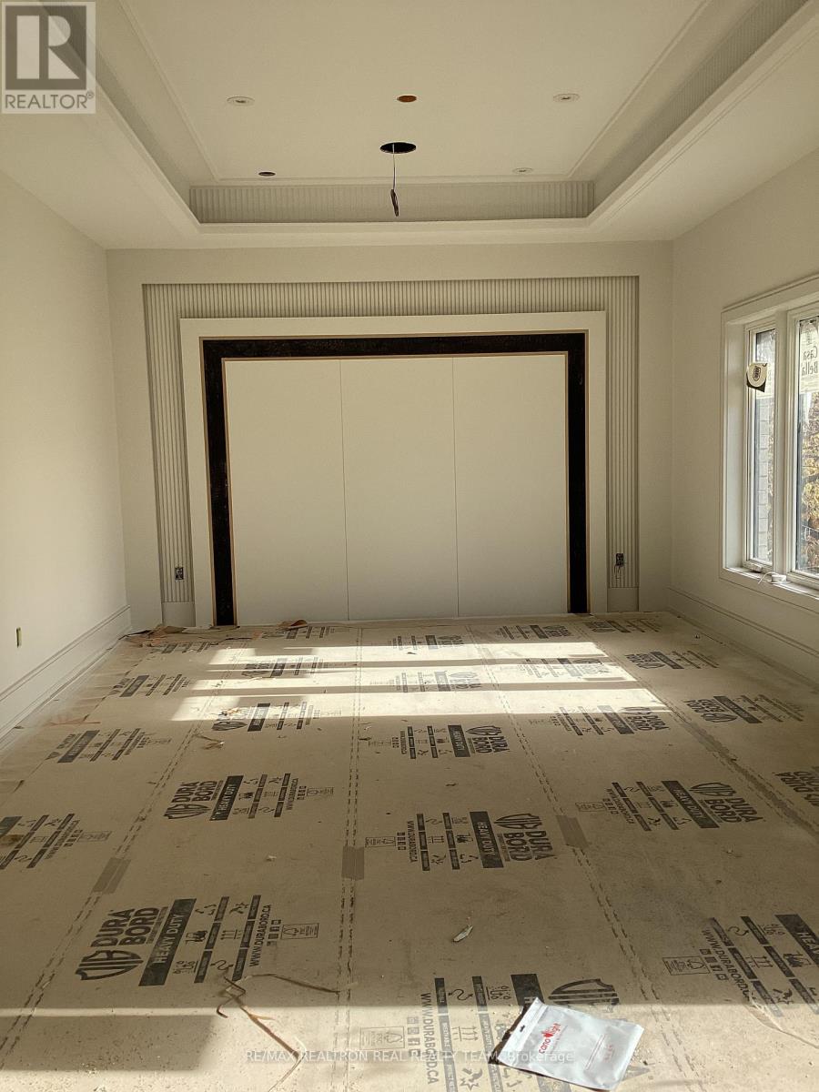 2 Palomino Crescent, Toronto, Ontario  M2K 1W1 - Photo 8 - C12493626