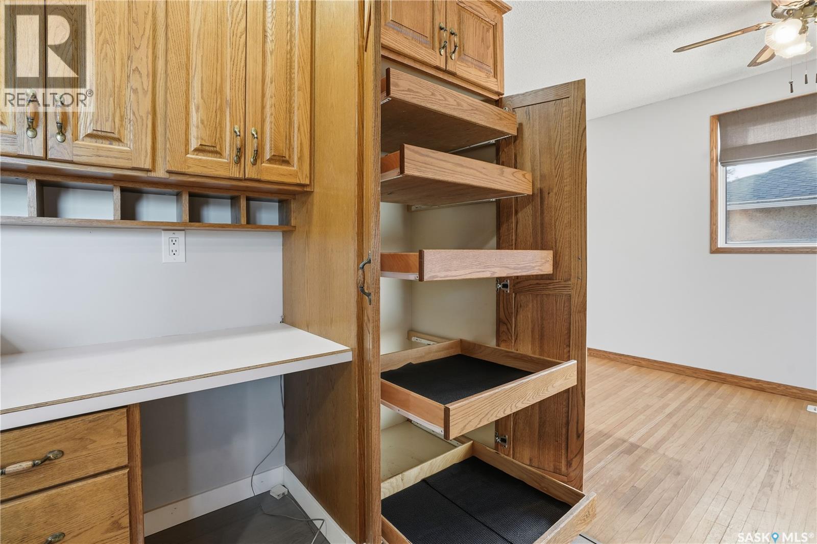 128 Yarnton Crescent, Regina, Saskatchewan  S4R 4A3 - Photo 16 - SK023570