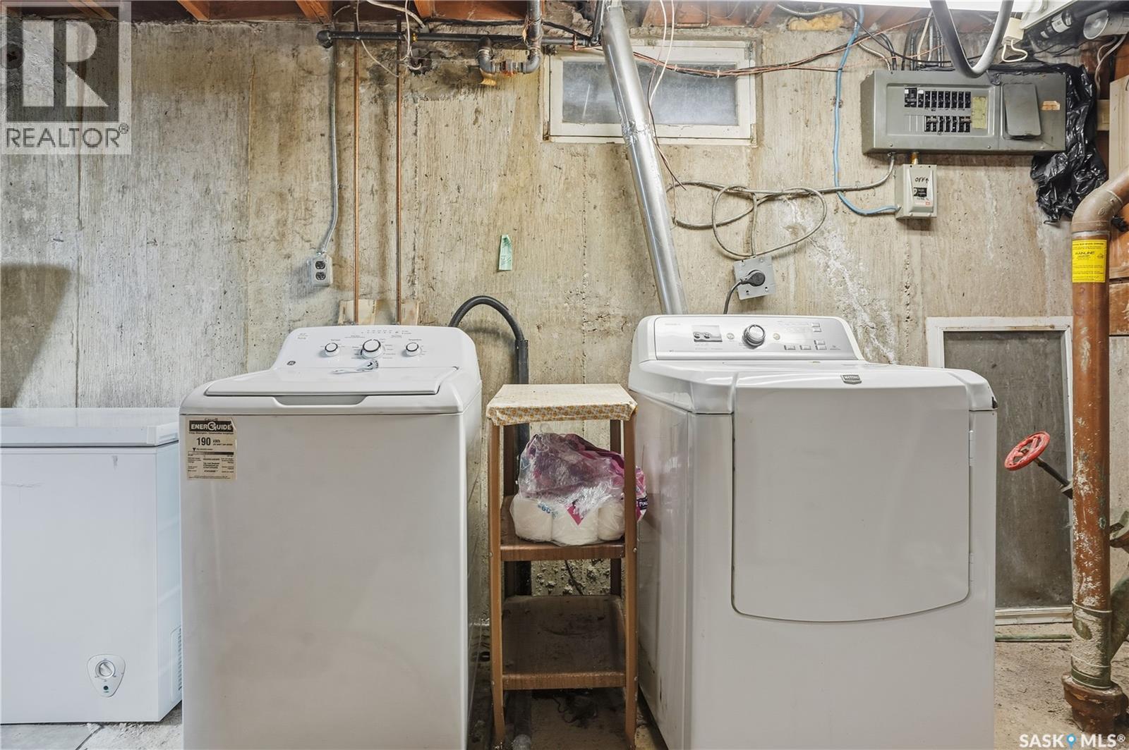 128 Yarnton Crescent, Regina, Saskatchewan  S4R 4A3 - Photo 33 - SK023570