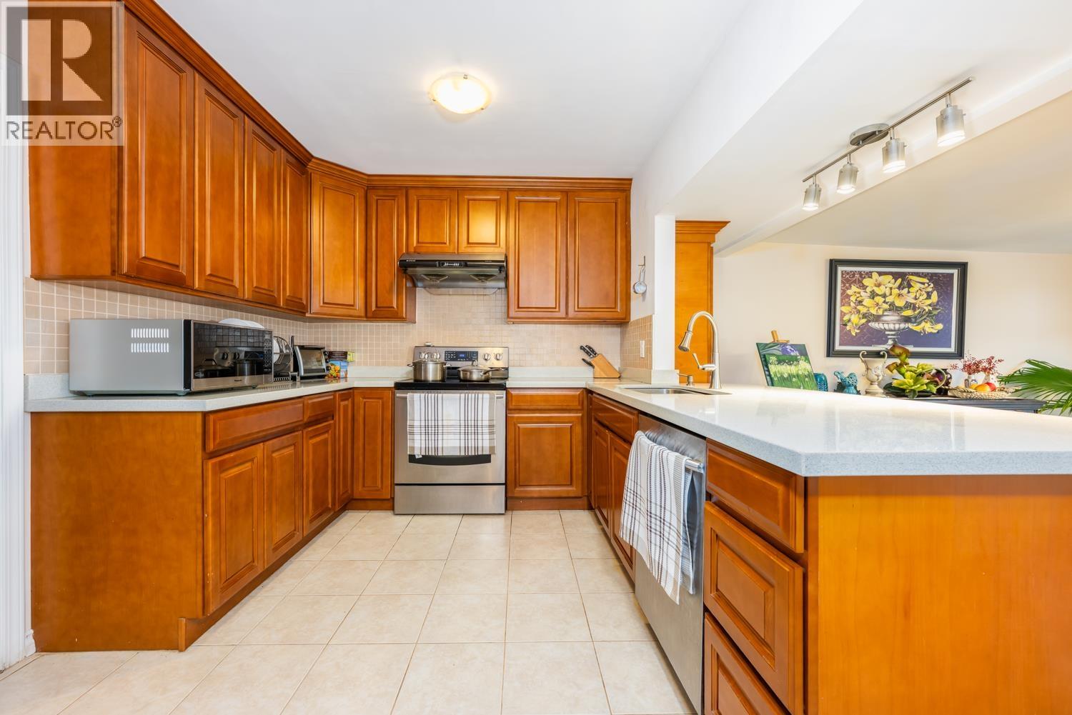 5681 Sardis Crescent, Burnaby, British Columbia  V5H 3K4 - Photo 13 - R3064891