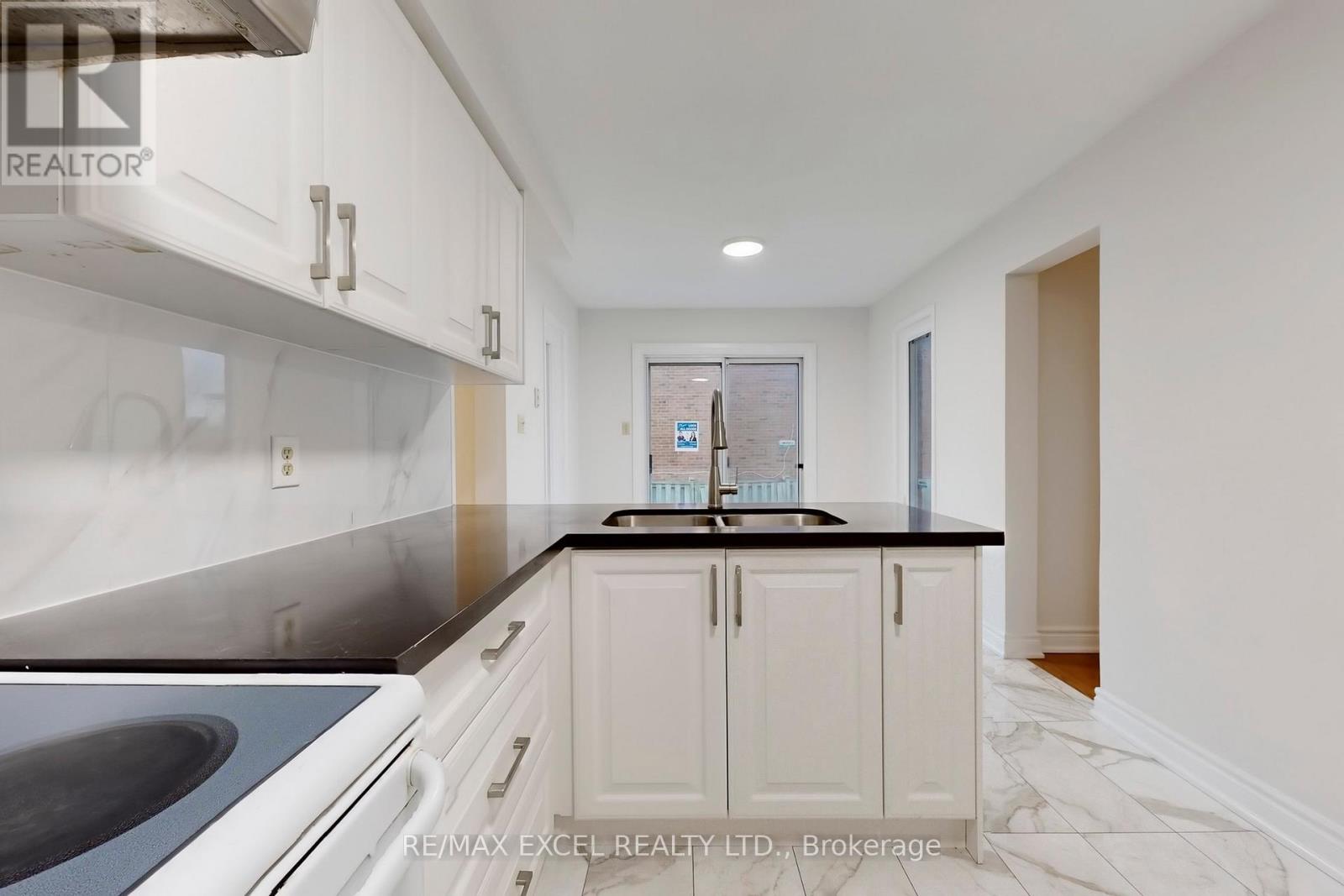 53 Sanwood Boulevard, Toronto, Ontario  M1V 3L6 - Photo 17 - E12517522