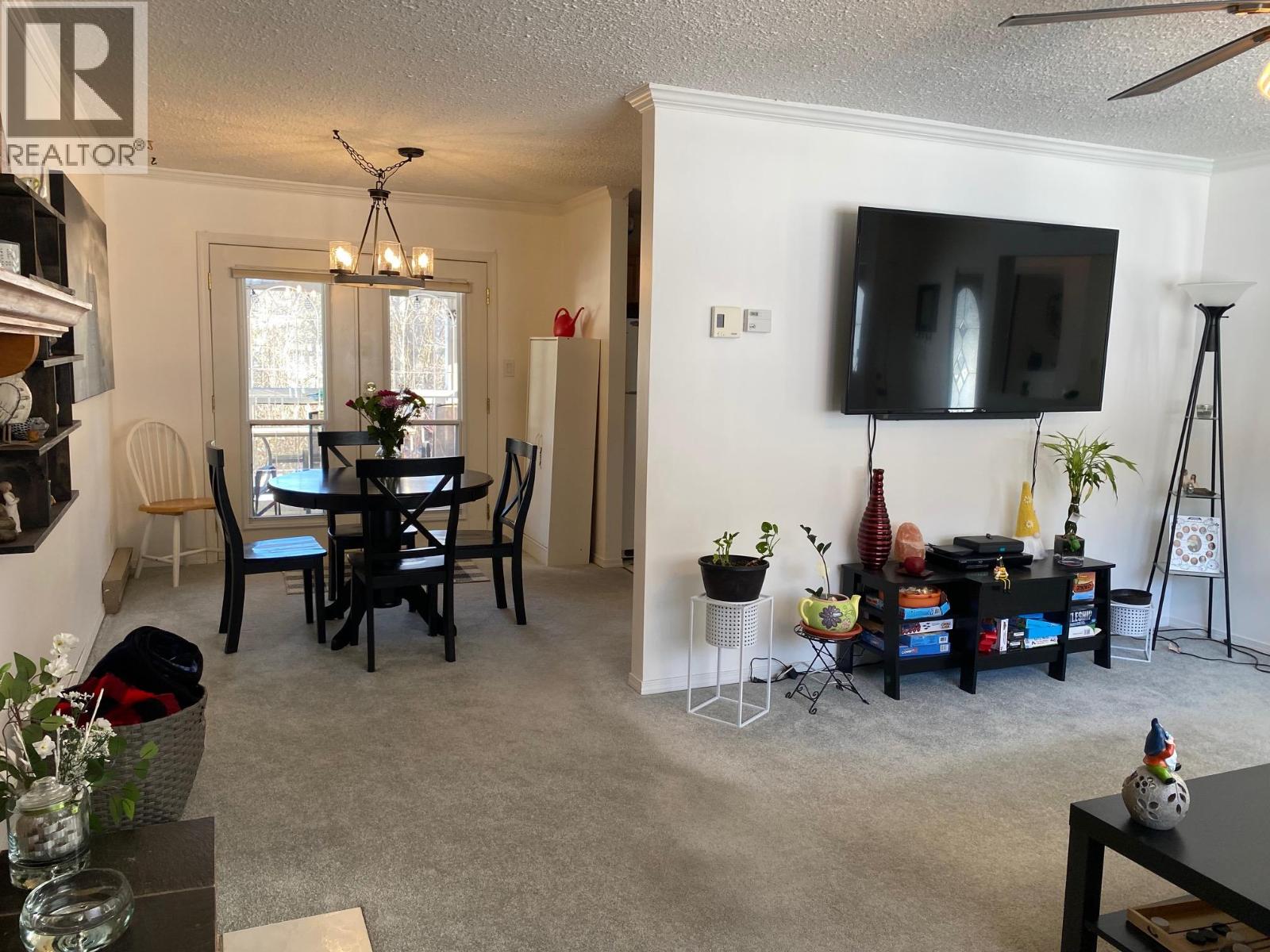 1768 First Street, Fruitvale, British Columbia  V0G 1L0 - Photo 6 - 10367550