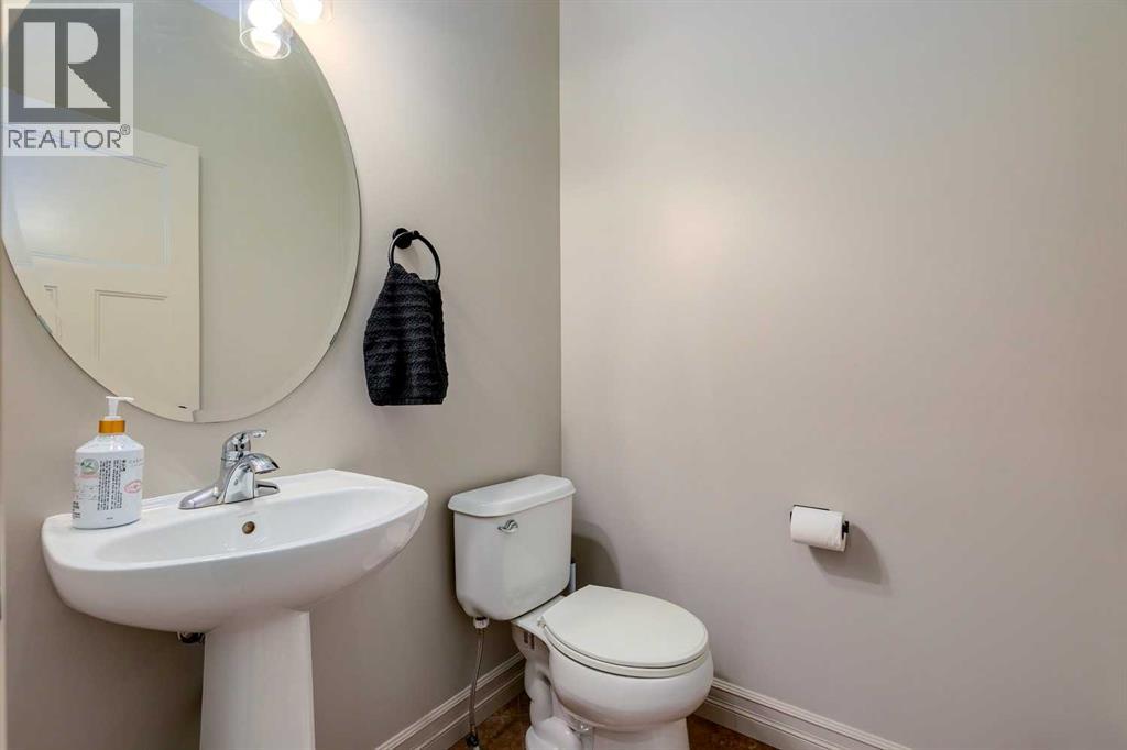 3 Kincora Glen Bay Nw, Calgary, Alberta  T3R 0C1 - Photo 17 - A2259597