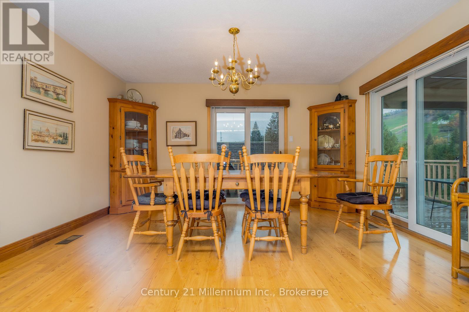 130 Pioneer Lane, Blue Mountains, Ontario L9Y 0M7 - Photo 30 - X12516094