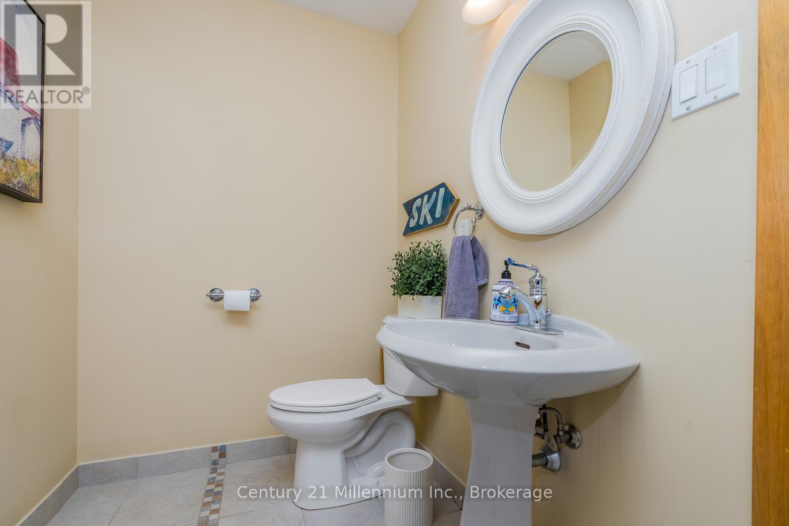 130 Pioneer Lane, Blue Mountains, Ontario L9Y 0M7 - Photo 22 - X12516094