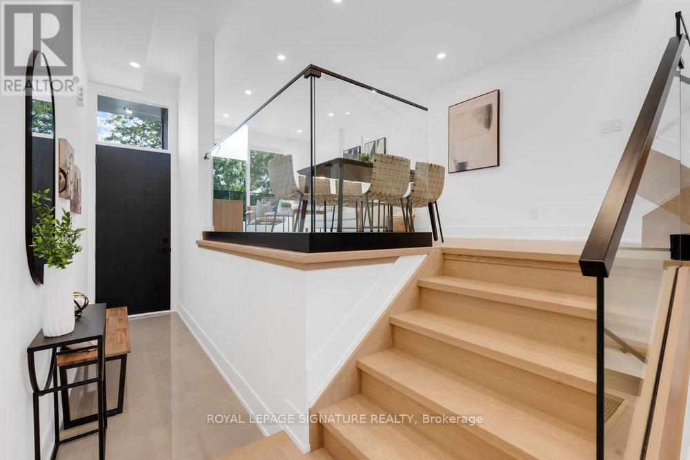 74b Floyd Avenue, Toronto, Ontario  M4K 2B5 - Photo 6 - E12518118