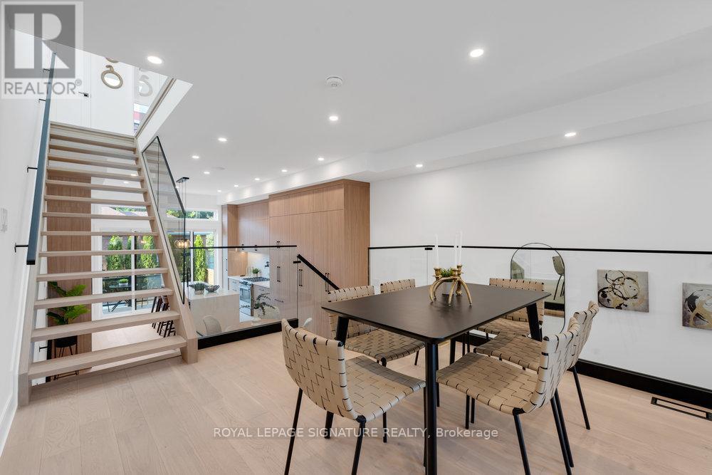 74b Floyd Avenue, Toronto, Ontario  M4K 2B5 - Photo 7 - E12518118