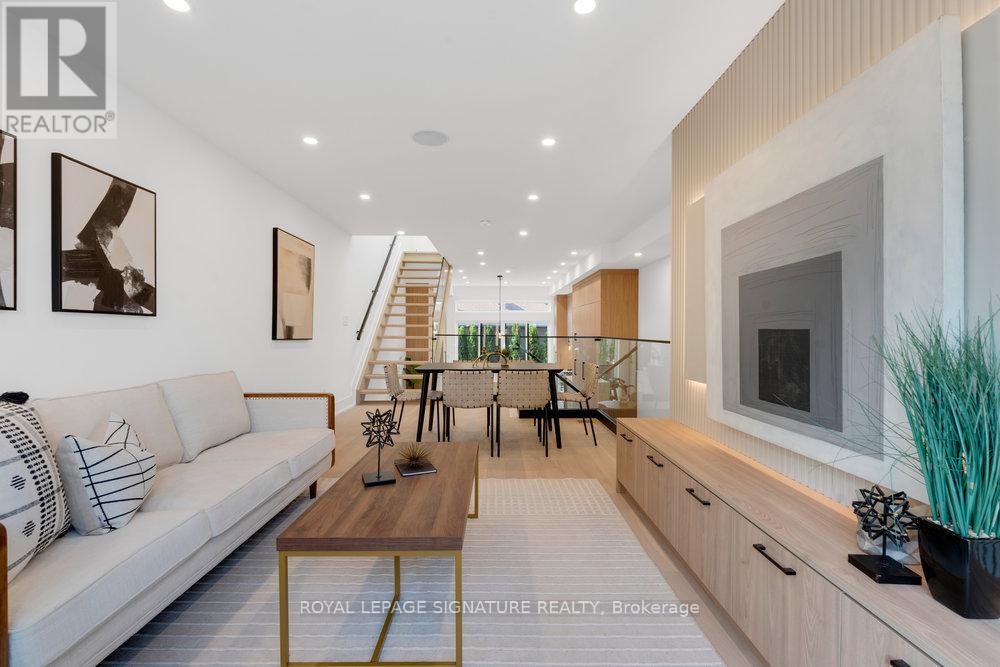 74b Floyd Avenue, Toronto, Ontario  M4K 2B5 - Photo 9 - E12518118