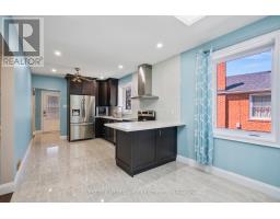 31 ROSSFORD ROAD, Toronto, Ontario