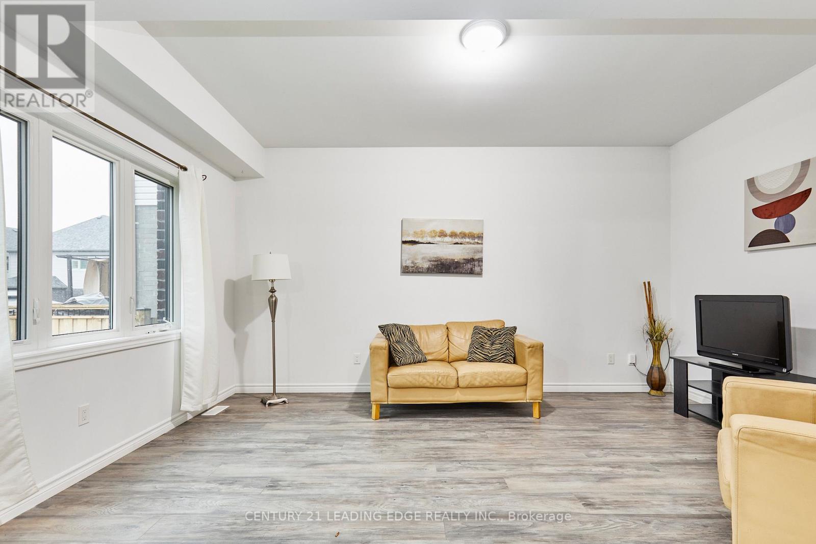 100 Bill Hutchinson Crescent, Clarington, Ontario  L1C 4T5 - Photo 17 - E12518152