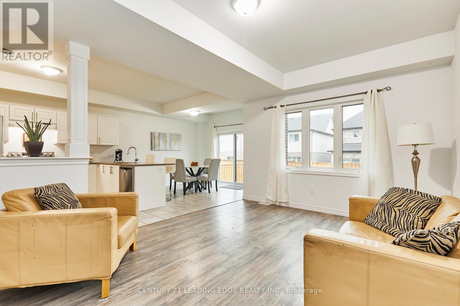 100 Bill Hutchinson Crescent, Clarington, Ontario  L1C 4T5 - Photo 8 - E12518152