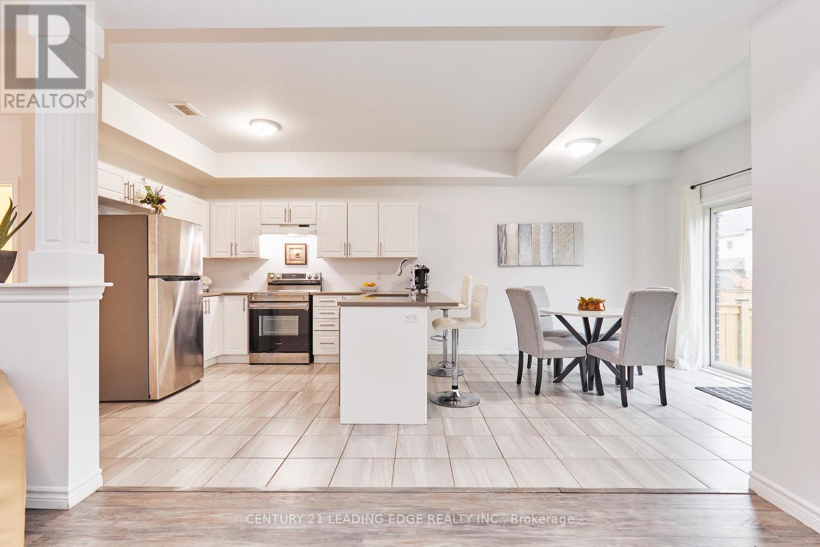 100 Bill Hutchinson Crescent, Clarington, Ontario  L1C 4T5 - Photo 9 - E12518152