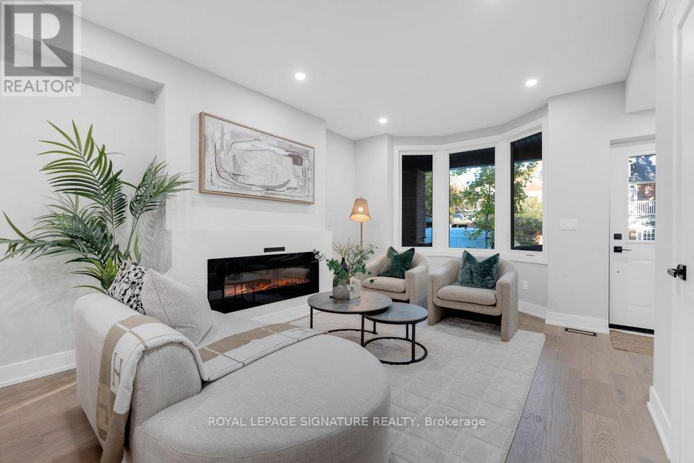 186 Parkmount Road, Toronto, Ontario  M4J 4V6 - Photo 10 - E12518212