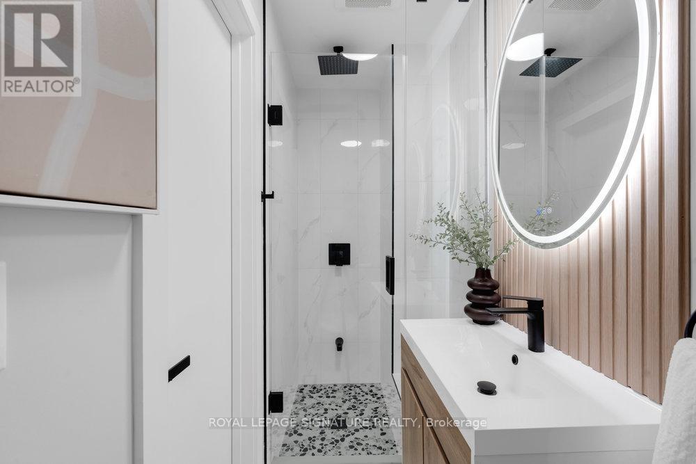 186 Parkmount Road, Toronto, Ontario  M4J 4V6 - Photo 27 - E12518212