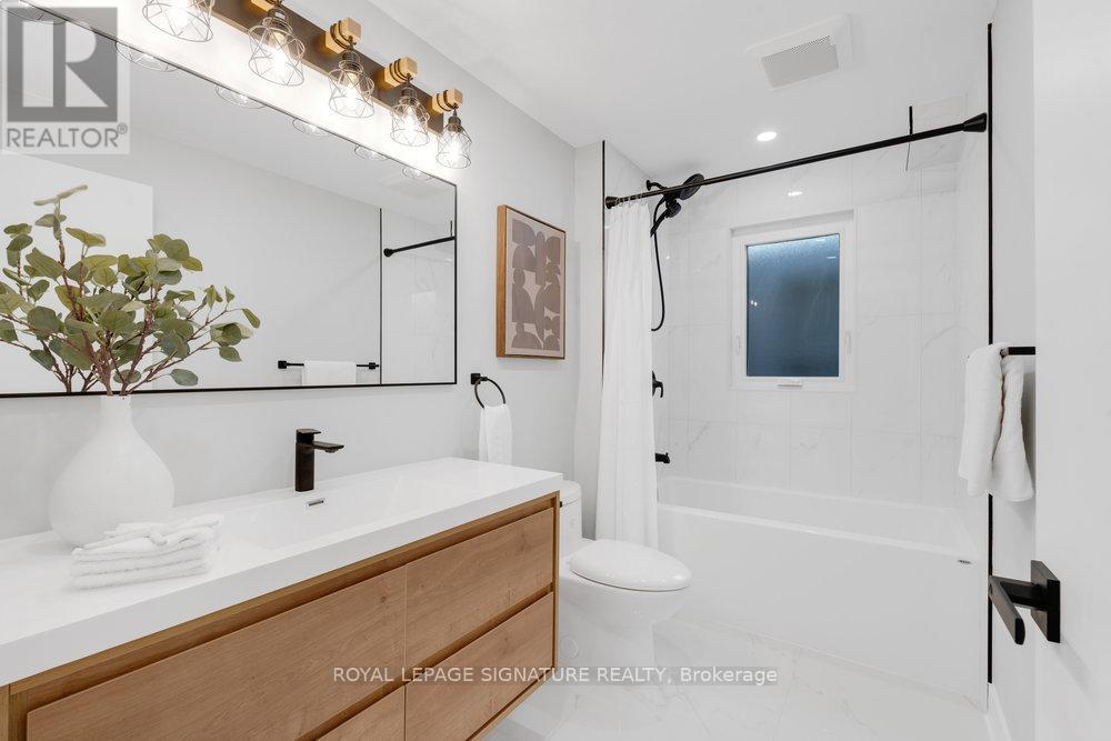 186 Parkmount Road, Toronto, Ontario  M4J 4V6 - Photo 32 - E12518212