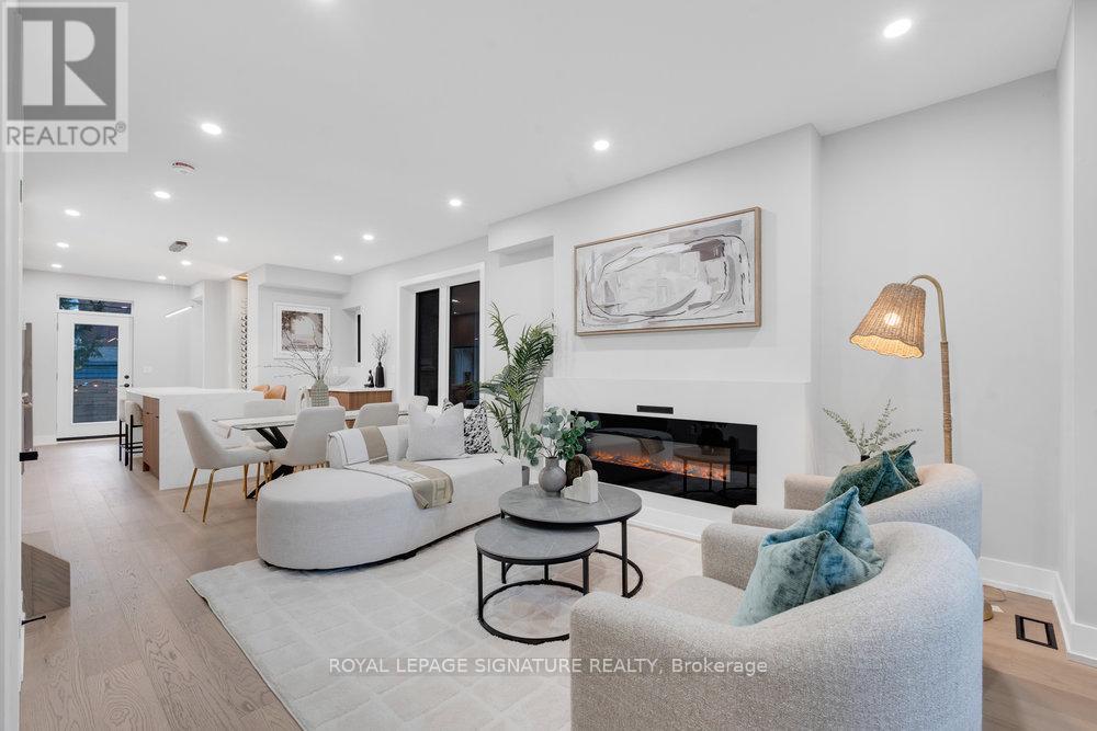 186 Parkmount Road, Toronto, Ontario  M4J 4V6 - Photo 6 - E12518212