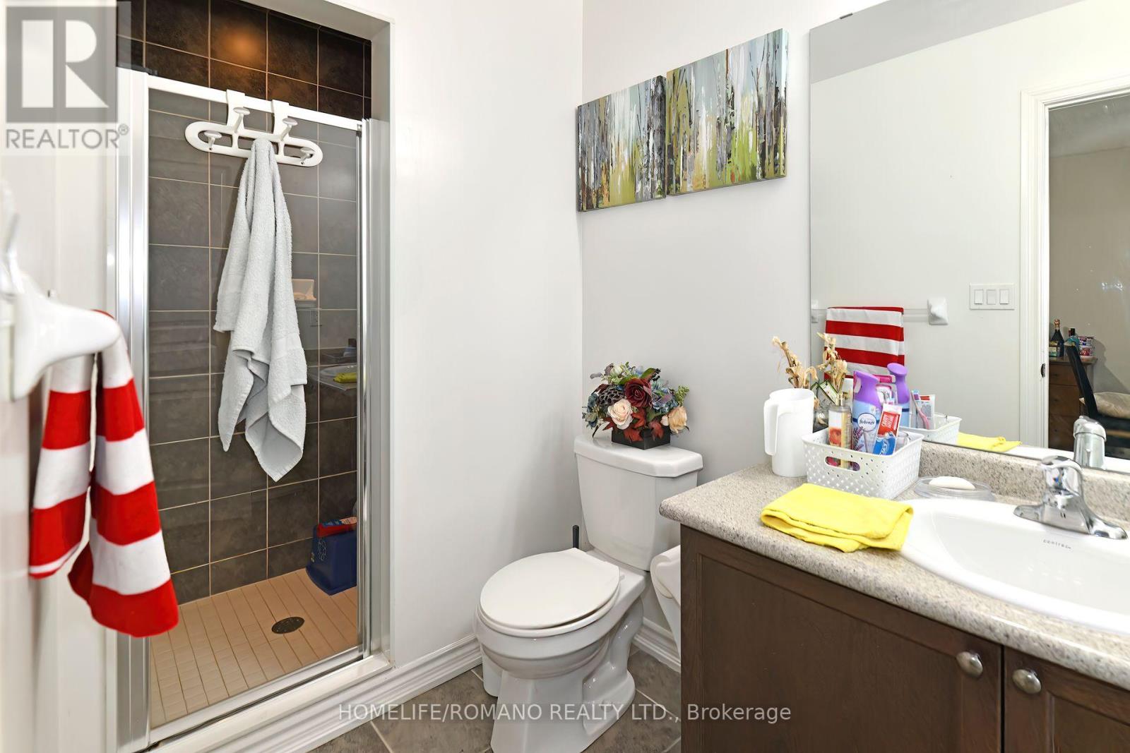 33 Comfort Way, Whitby, Ontario  L1N 2K6 - Photo 14 - E12518252