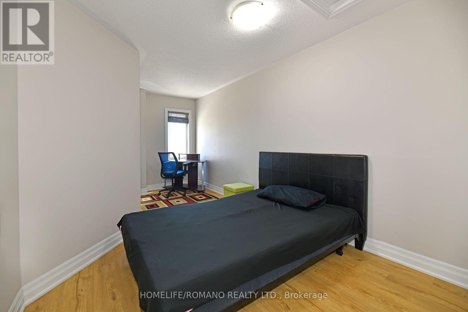 33 Comfort Way, Whitby, Ontario  L1N 2K6 - Photo 15 - E12518252