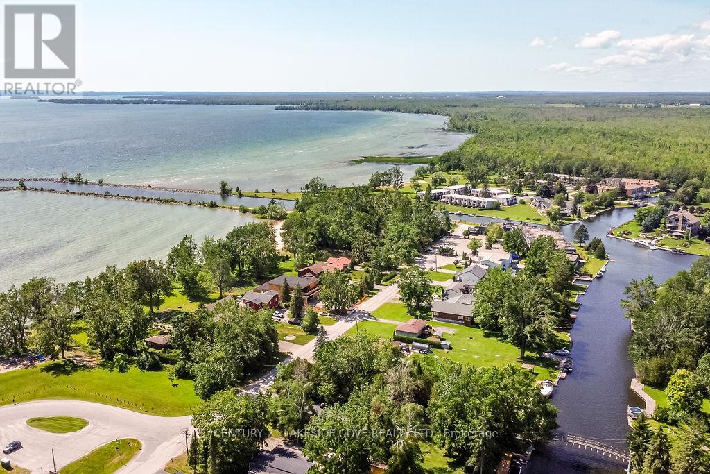 27 Poplar Crescent, Ramara, Ontario  L0K 1B0 - Photo 6 - S12358262