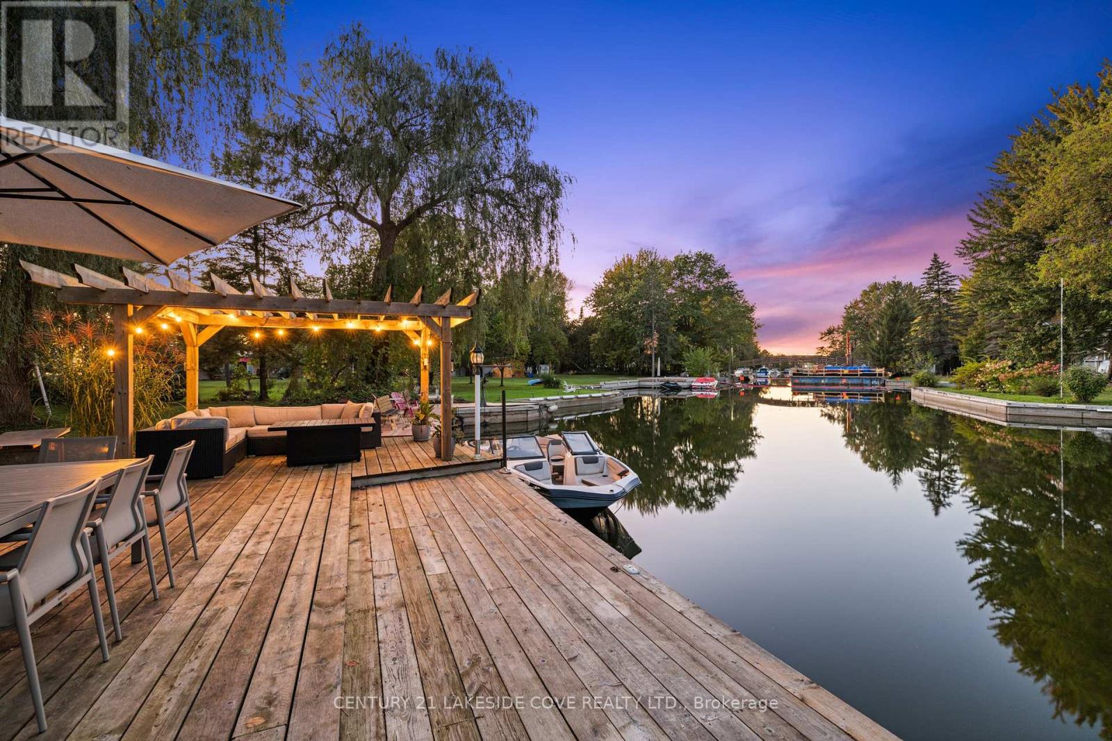 27 Poplar Crescent, Ramara, Ontario  L0K 1B0 - Photo 3 - S12358262