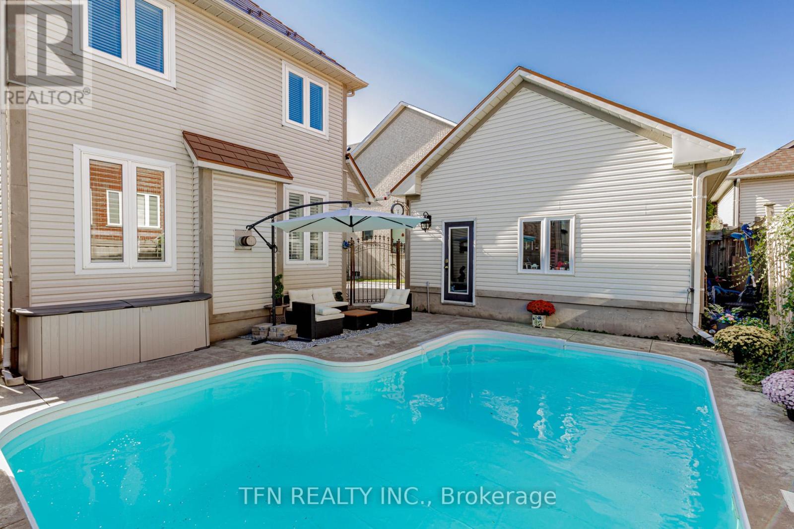 7108 Gablehurst Crescent, Mississauga, Ontario  L5W 1E7 - Photo 45 - W12455558